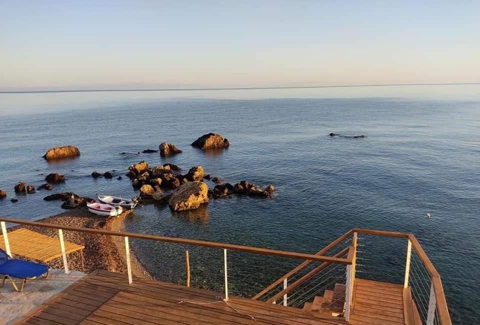 Irida Studios Agios Dimitrios  Buitenkant foto
