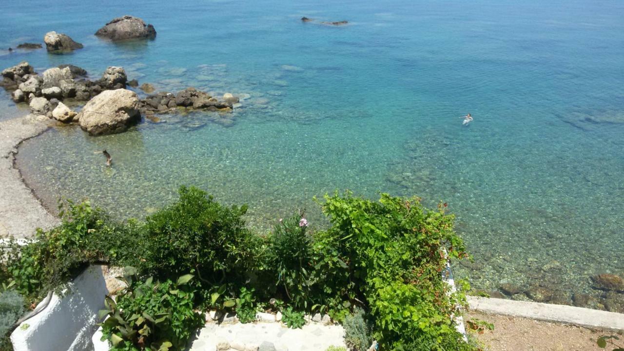 Irida Studios Agios Dimitrios  Buitenkant foto