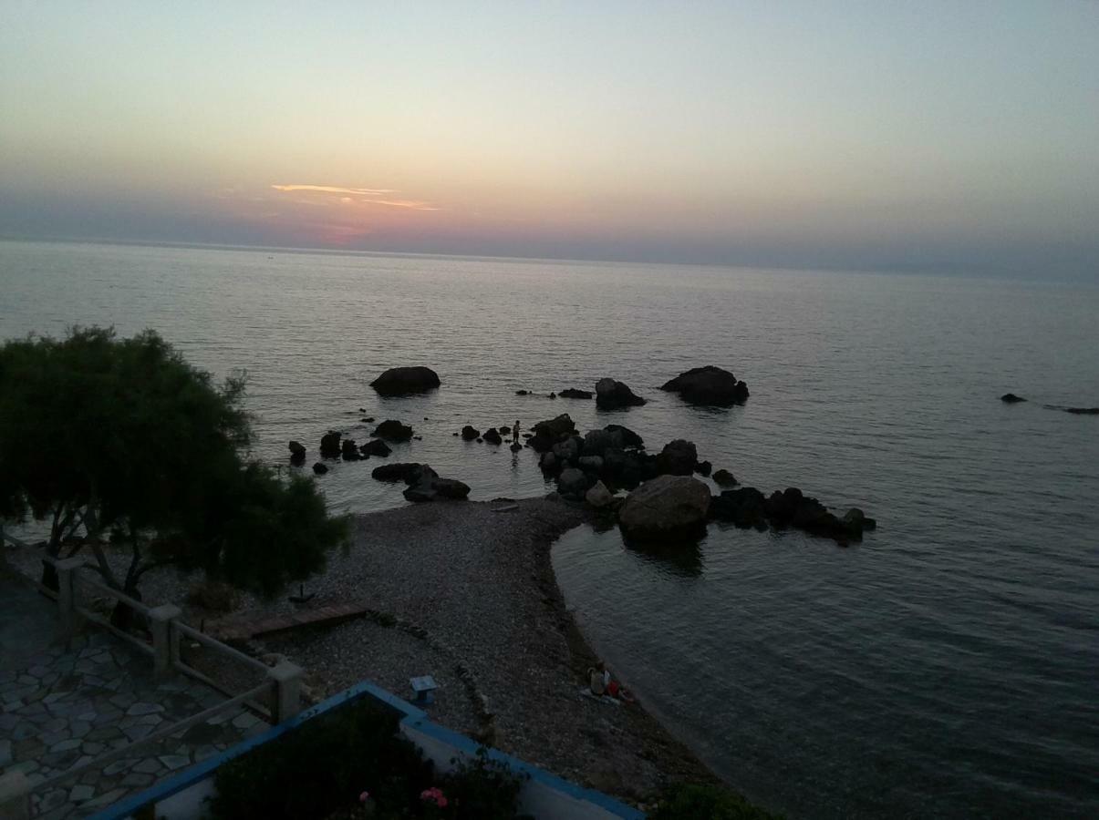 Irida Studios Agios Dimitrios  Buitenkant foto